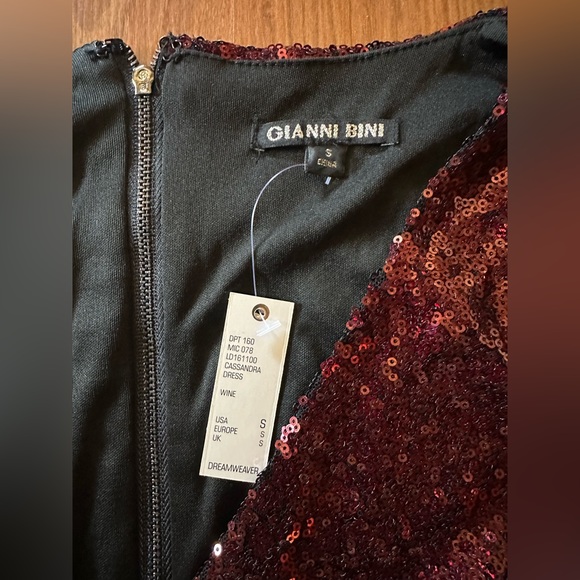 NWT Gianni Bini Wine sequin dress size small Taylor Swift - Picture 5 of 8